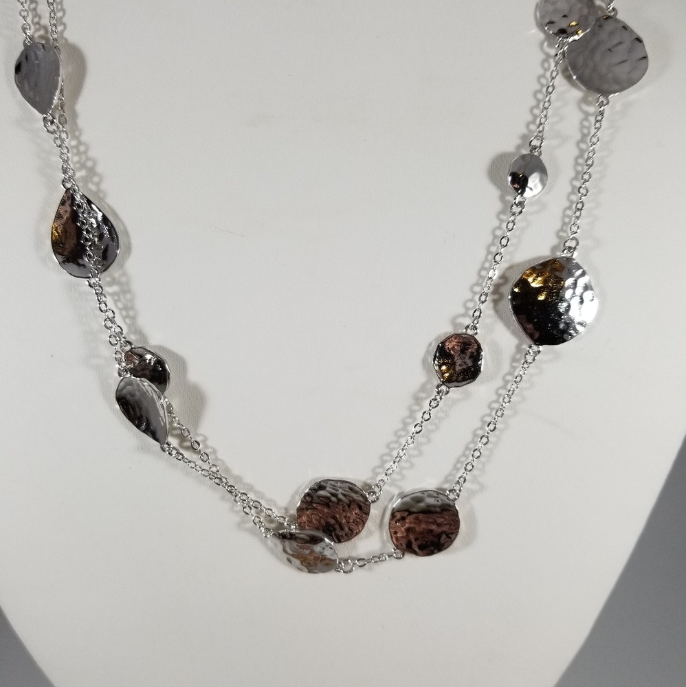 Melinda Maria (Sabrina Pod Necklace)